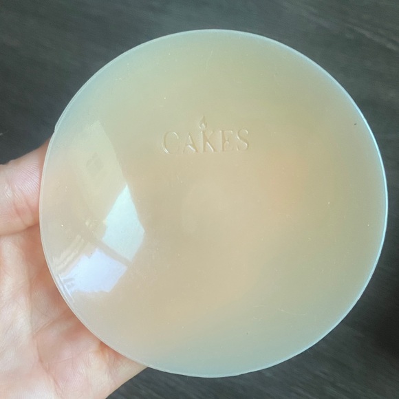 Cakes Body - Picture 4 of 5